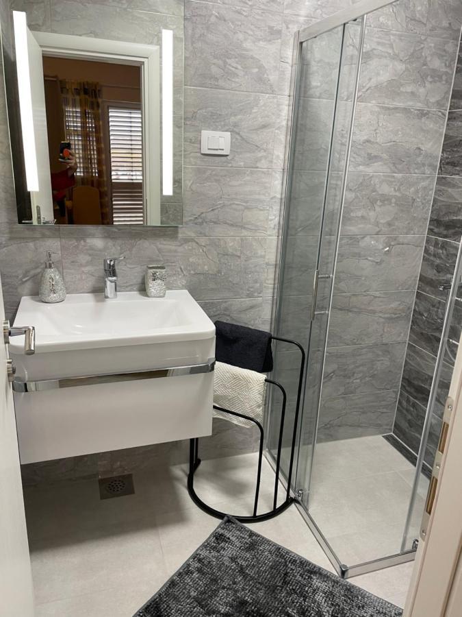 Apartments Miriam Srima Водице Екстер'єр фото