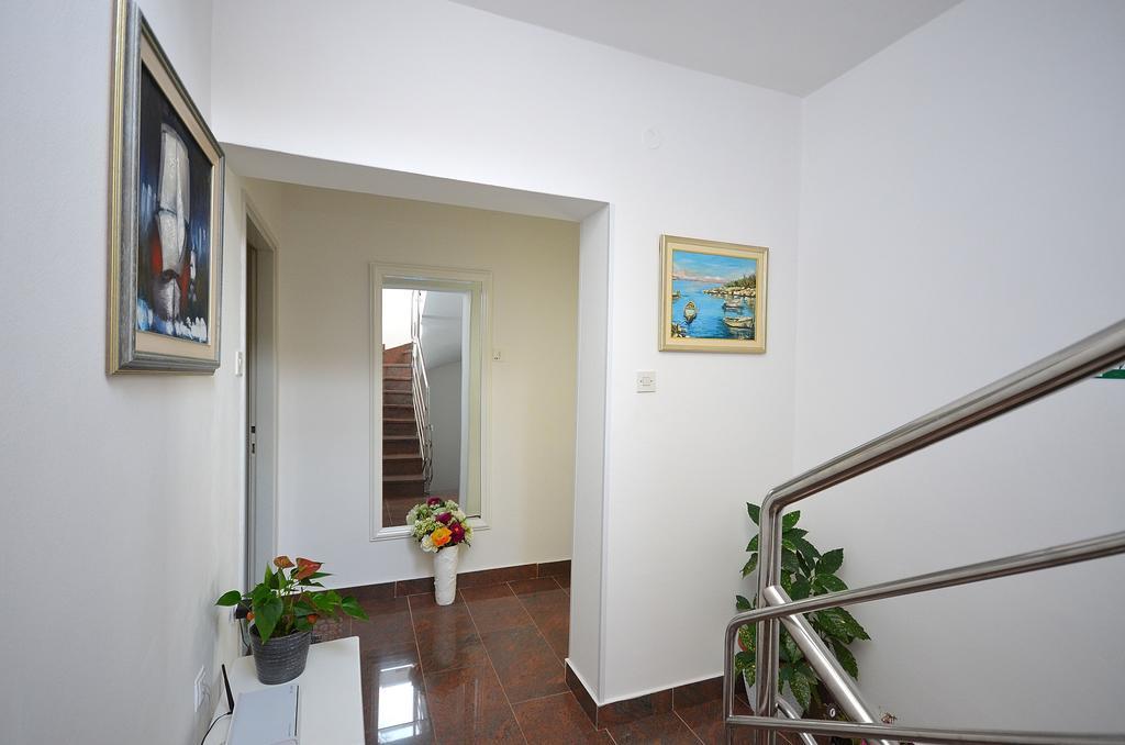 Apartments Miriam Srima Водице Екстер'єр фото